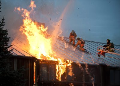 fire-89353_1280 house fire